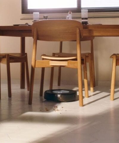 iRobot Robot d’aspiration et d’essuyage Roomba Combo j7 4