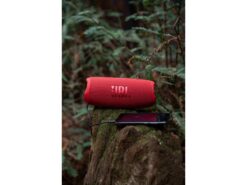 JBL Bluetooth Speaker Charge 5 Rot 6